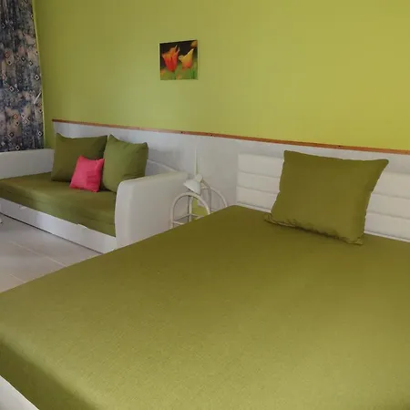 Lägenhet Bogi Apartman