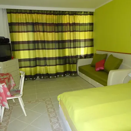 Lägenhet Bogi Apartman Balatonfüred
